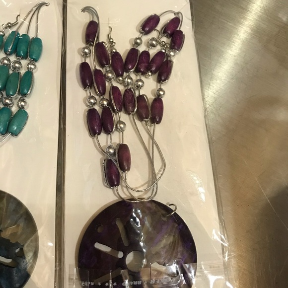 3/$20 Coconut Wood Necklace and Earring Set - Picture 7 of 8